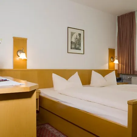 Zentral-hotel Hotel
