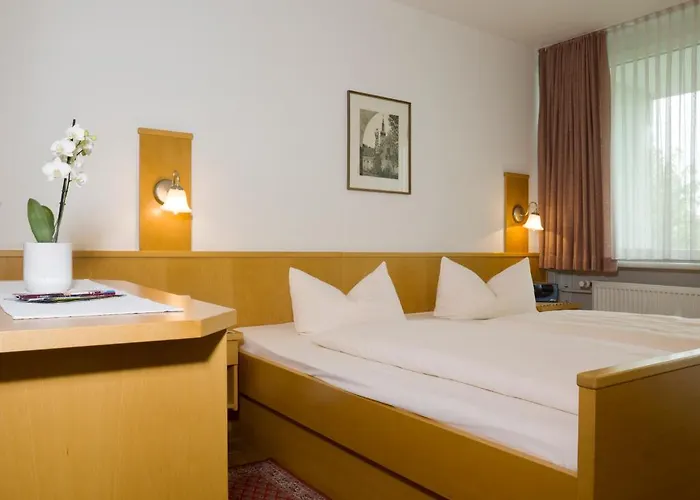 Zentral-hotel فندق